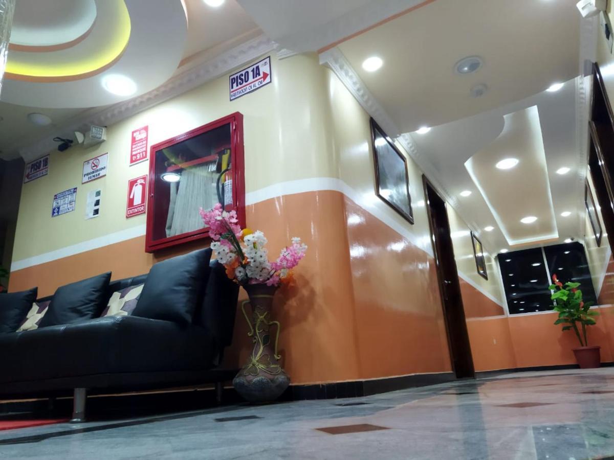 Hotel Velanez Suite ריובמבה מראה חיצוני תמונה